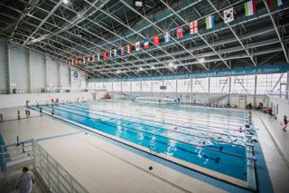 Бассейн зрительская зона